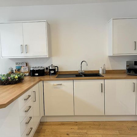 The Ravens Inn, 4 - Bed, Sleeps 6, Pets Welcome Ulverston Eksteriør billede