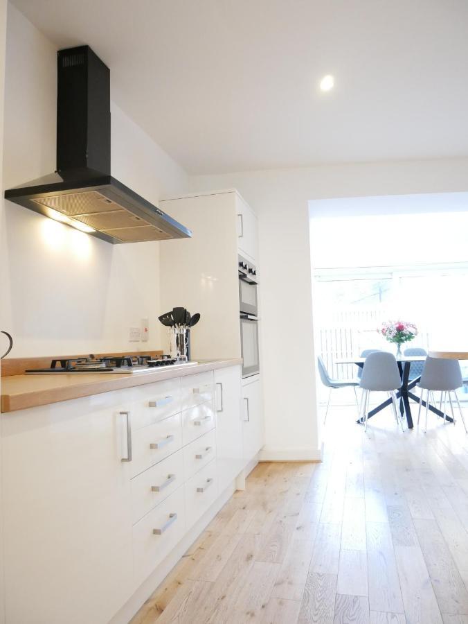 The Ravens Inn, 4 - Bed, Sleeps 6, Pets Welcome Ulverston Eksteriør billede